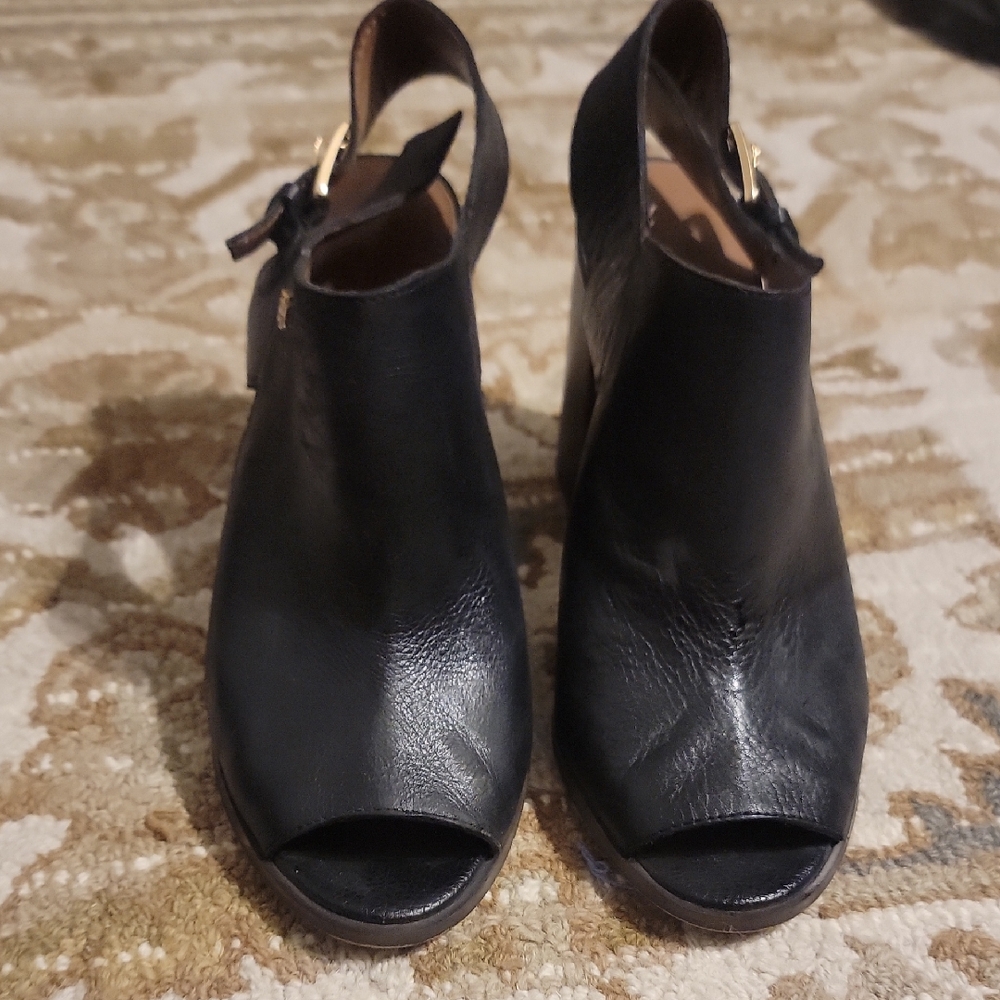Tommy Hilfiger Black Peep-Toe Heeled Boots